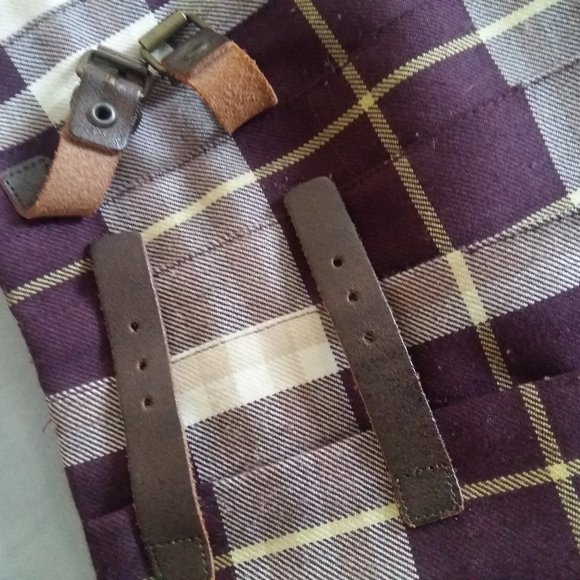 SOLD !! Burberry Pleated Plaid Skirt - Picture 4 of 8